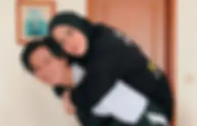 PENAMPAKAN Rumah Fairuz A Rafiq Bikin Melongo, Intip Ruang Keluarganya yang Super Cozy Bernuansa Serba Putih