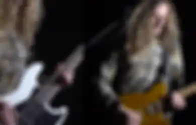 Beda Banget, Pria Ini Mainin Lagu Master of Puppets dengan Gaya Musik ala Muse!