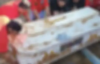 Lagi-lagi Patahkan Spekulasi Pengacara, Komnas HAM Lantang Sebut Brigadir J Masih Bisa Begini Saat Tiba di Duren Tiga, Foto Pengangkatan Peti Jenazah Diunggah