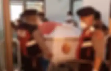 'Jangan Cuma Jargon!' Begini Alasan Keluarga Minta Organ Intim Brigadir J Diperiksa Saat Autopsi Ulang, Ini Foto Peti Jenazah Yosua Berbalut Bendera Merah Putih