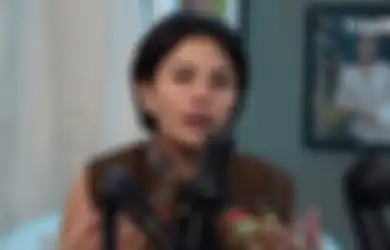 Adiknya Doyan Umbar Aurat Pamer Belahan Dada, Penampilan Kakak Nikita Mirzani Justru Bak Bumi dan Langit dengan Nyai hingga Menerima Dirinya Apa Adanya