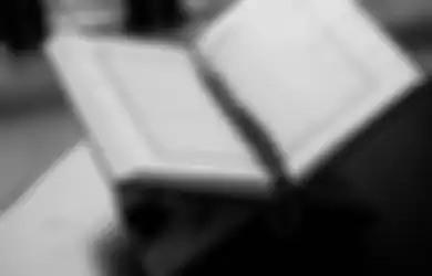Inilah Bacaan untuk Mendoakan Orang Tua Agar Diliputi Keberkahan dan Dimuliakan Dunia dan Akhirat