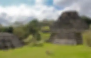 Diyakini Milik Penguasa Maya, Makam Suku Maya Terbesar yang Pernah Ada Ini Ditemukan di Situs Xunantunich Bersama Benda-benda Kuburan dan Sisa-sisa Hewan yang Dipercaya Sebagai Dewa Penjaga