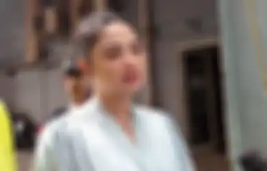 Tiga Kali Gagal Berumah Tangga Tak Membuatnya Surut Cari Suami Lagi, Dewi Perssik Terang-terangan Sindir Angga Wijaya: Saya Bukan Tulang Punggung, Tapi Tulang Rusuk