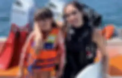 Dielus-elus Mantan Istri, Respons Gading Marten Bikin Heboh, Foto Gisel Sampai Ikut Dikomentari
