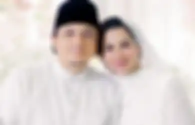 Isu Keretakan Rumah Tangganya Sudah Terendus Sejak Lama, Kini Noor Nabila Kepergok Curhat Galau dan Hapus Foto Bareng Engku Emran, Benar Cerai?