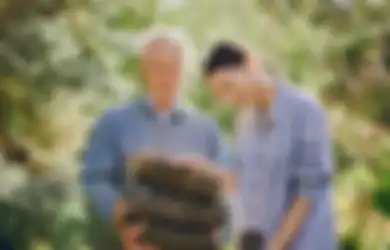 Kumpulan Doa Harian, Jangan Lupa Bacalah Doa untuk Kedua Orang Tua Tiap Selesai Salat Berikut ini