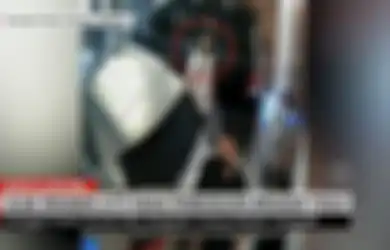 Disuruh Jongkok dan Tatap Mata Bosnya, Mantan Pengacara Bharada E Ungkap Detik-detik Brigadir J Tewas Dihabisi, Sosok Ini Jadi Sorotan Usai Panggil Almarhum Masuk ke Rumah Ferdy Sambo