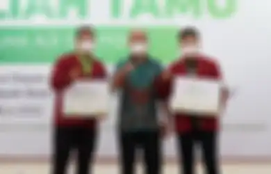 Universitas Muhammadiyah Surabaya Kasih Beasiswa Buat Komunitas Bonek, Cukup Tunjukin Kartu Persebaya Selamanya