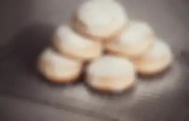 Viral di TikTok, Beri Seorang Bule Donat Gratisan, Wanita Penjual Donat Ini Mendadak Dapat Rejeki Nomplok