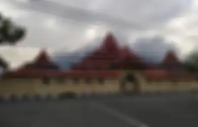 Salah Satu Peninggalan Kerajaan Ternate, Inilah Masjid Sultan Ternate yang Hanya digunakan untuk Salat Jemaah Pria