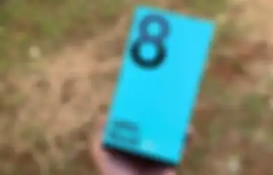 Unboxing OPPO Reno8 5G, Tier Kedua Bawa Charger dan Chip Lebih Kencang