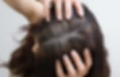 Cuma Modal Kulit Sayuran Murah Meriah ini, Uban yang Membandel Bisa Langsung Hilang Selamanya, Nggak Perlu Lagi Cat Rambut