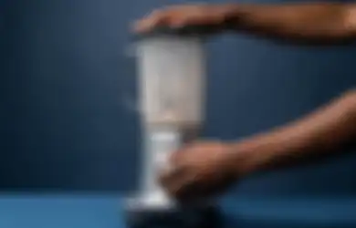 Aneka Tips Harian, Ternyata Cuma Pakai Bahan Super Murah Ini, Mata Pisau Blender Bisa Langsung Tajam