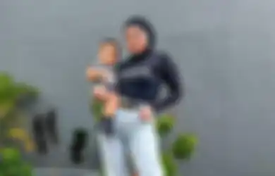 Gagal Gaet Berondong? Usai Blak-blakan Bongkar Statusnya dengan Frans Faisal, Nathalie Holscher Kepergok Saling Lempar Rayuan Maut dengan Sosok Ini