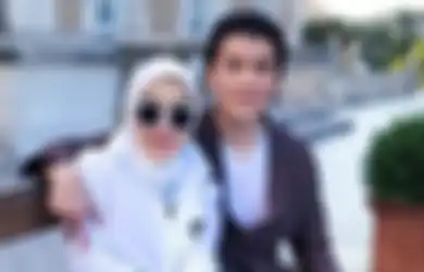 Awalnya Puji Setinggi Langit Kecantikan Syahrini, Hotman Paris Malah Mendadak Singgung Soal Kehamilan Istri Reino Barack, Ada Apa?
