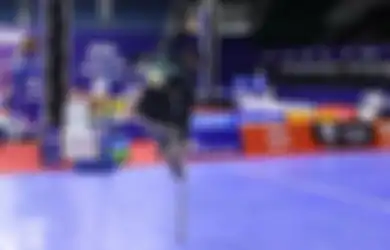 Aksi Keren Breakdance Difabel Arif Setyo Ramaikan Babak Final FOX'S Indonesia Para Badminton International 2022