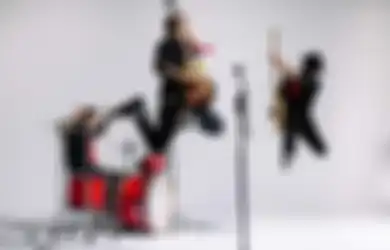 Rangkum Perjalanan 27 Tahun Bermusik, Superman Is Dead Rilis Video Klip Tentang Tiga Hari Ini!