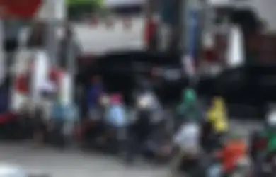 Panic Buying BBM Subsidi, Presiden Jokowi: Harga Baru Masih Dihitung...