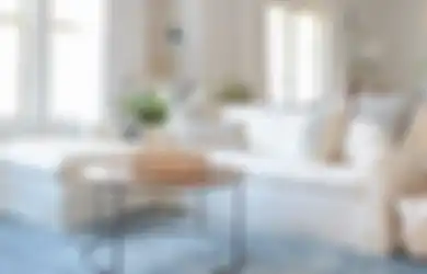 Capek-capek Sewa Desainer, Tinggal Gunakan Tips Ini Saat Memadukan Sofa dan Karpet dalam Ruang Tamu