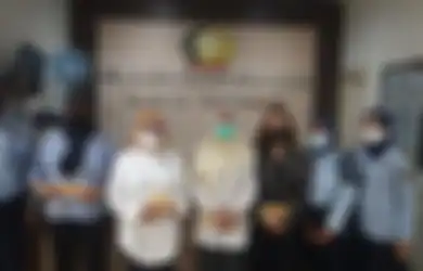 Kurungan 10 Tahun Berubah Jadi 4 Tahun, Eks Jaksa Pinangki Kini Dibebaskan Bersyarat Meski Baru Dua Tahun Dipenjara, Penampilannya Ketika Keluar Lapas Jadi Sorotan