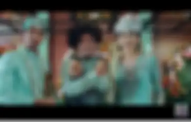 Sinopsis Film Mendarat Darurat, Cerita Perselingkuhan yang Kocak