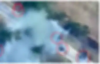 Pesawat Tempur atau MLRS Ukaraina Mungkin Biang Keladinya, Sekelompok Kendaraan Lapis Baja Rusia Dilaporkan Hancur Lebur, Begini Rekaman Videonya