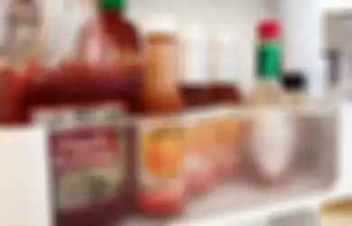 Aneka Tips Harian, Sudah Jadi Kebiasaan Satu Indonesia, Menyimpan Saus Sambal di Pintu Kulkas Ternyata Bisa Bikin Rugi Seisi Rumah, Ini yang Akan Terjadi