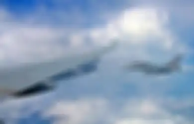 ﻿Isi Bahan Bakar di Atas Selat Sunda, Angkatan Udara Perancis Pamerkan Kemampuan Gila Rafale yang Bakal Jadi Senjata Mematikan TNI AU, Prabowo Belum Puas dan Sedang Pikir-pikir untuk Tambah Pesawat Ini