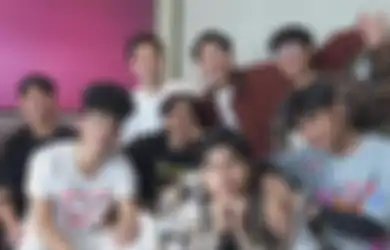 Album Kedua Masih Digarap, UN1TY Akan Bikin Album Foto Dulu?