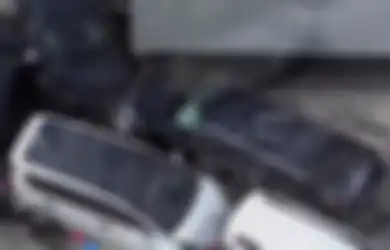 Mobil Anak Jamintel Sampai Masuk Kolong Truk, Penyebab Kecelakaan Maut Tol Pejagan Ternyata Gegara Masalah Sepele, Foto Korban Tewas Banjir Doa