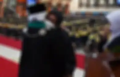 Mahasiswa UB Meninggal Karena Sakit, Ibunda Wakili Ambil Ijazah Pas Wisuda