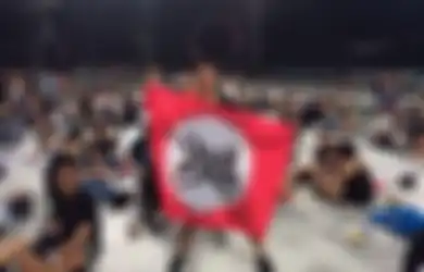 Bendera Slank Berkibar Saat Konser Adele di London, Kaka: Slank itu Identitas!