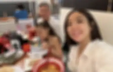 Gaya Gisel Foto Sebangku Gading Marten Disorot, Orangtua Gempi Dibilang Kasihan