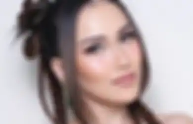 ‘Aduh Firasat Gue…’ Nempel  dengan Presenter Kenamaan, Ayu Ting Ting Dapat Wejangan dari Netizen Soal Masa Lalu si Pria