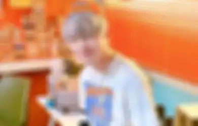 Suka dengan Makanannya Saat di Indonesia, Chenle NCT: Goks Mantap Bet!