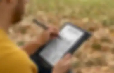 Amazon Umumkan Kindle Scribe Touchscreen Lengkap Dengan Stylus Pen