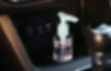 Aneka Tips Harian, Mulai Sekarang Jangan Taruh Hand Sanitizer di Dalam Mobil, Bahayanya Gak Main-main