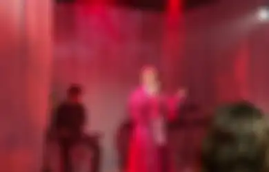 Jadi Showcase ‘ONE’ Perdananya di Jakarta, Jinan Laetitia Bawain Lagu dari Album Pertama Juga