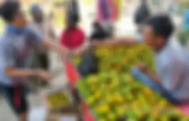 Aneka Tips Harian, Begini Cara Memilih Jeruk yang Manis, Jangan Sampai Tertipu Pedagang