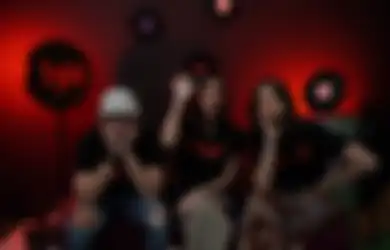 Rekomendasi Lagu Rock dari Cast Film Horor 'Qodrat', Maudy Effrosina: Suka Banget Dengerin Paramore, Sampai Masuk Majalah HAI 2012 karena Nonton Konsernya!