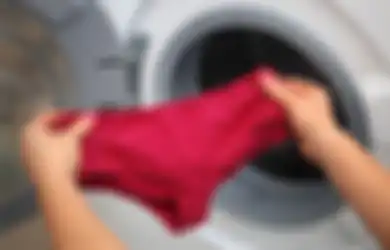 Curiga Celana Dalam Putrinya Berdarah Tiap Pulang Sekolah, Ibu Terkejut Ada Benda Ini di Organ Intim Anaknya