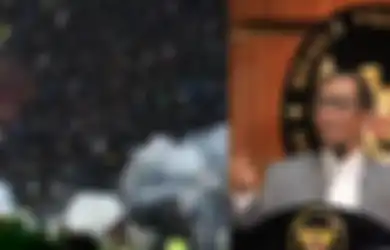 Lihat Video CCTV Tragedi Kanjuruhan dengan Mata Kepalanya Sendiri, Mahfud MD: Lebih Ngeri daripada di TV!