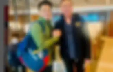 Tak Sengaja Bertemu Ketua PSSI Iwan Bule, Ariel NOAH Justru Diminta Maju Jadi Cawagub Jawa Barat, Pose Foto Keduannya Jadi Sorotan
