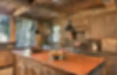 Jadi Tempat Ngobrol Kesayangan Ibu-ibu, Desain Dapur Kayu Minimalis Kian Hangat Berkat Sentuhan Begini, 7 Foto Hasilnya Bikin Jatuh Hati!