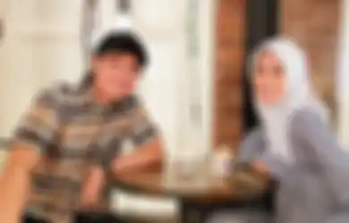 8 Tahun Pernikahannya Mendadak Dikabarkan Cerai, Pose Alyssa Soebandono dan Dude Herlino Bak Tepis Isu Miring Rumah Tangganya