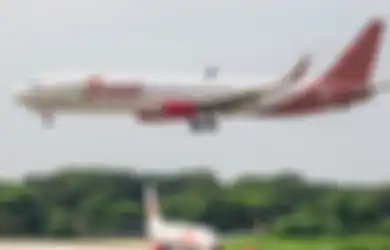 Maskapai Batik Air Buka Suara Penyebab Ari Lasso Ketinggalan Pesawat di Singapura