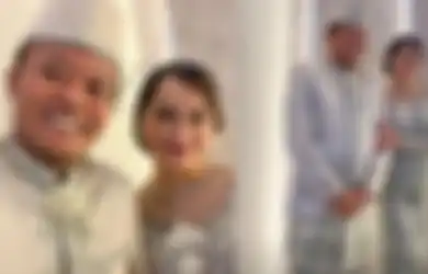 Tampil dengan Baju Pengantin Senada, Sule Jawab soal Kabar Prewed dengan Memes Prameswari: Doakan yang Terbaik