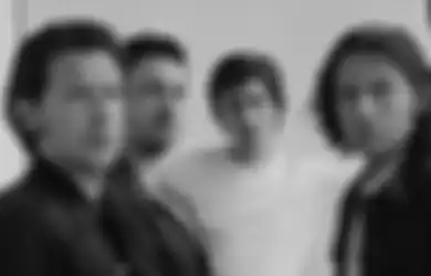 Kenang Lagu 'A Certain Romance', Alex Turner: Momen Arctic Monkeys Paling Ambisius!