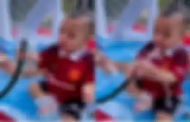 Potret Rayyanza Diunggah Instagram Manchester United sampai Dapat 1 Juta Likes, Netizen: Siap siap Cipung Akuisisi MU